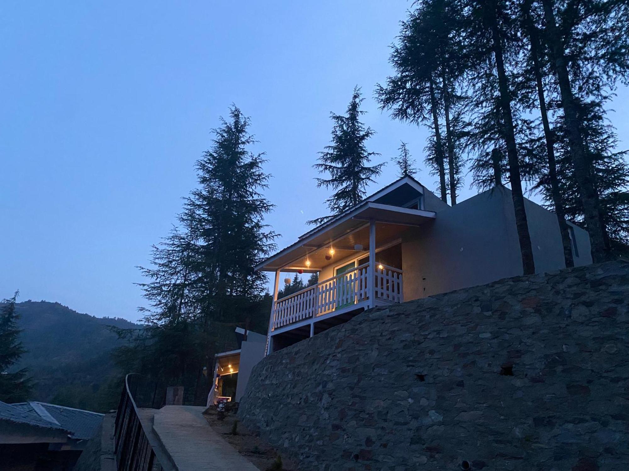Ilika Resort Chakrāta Exterior photo